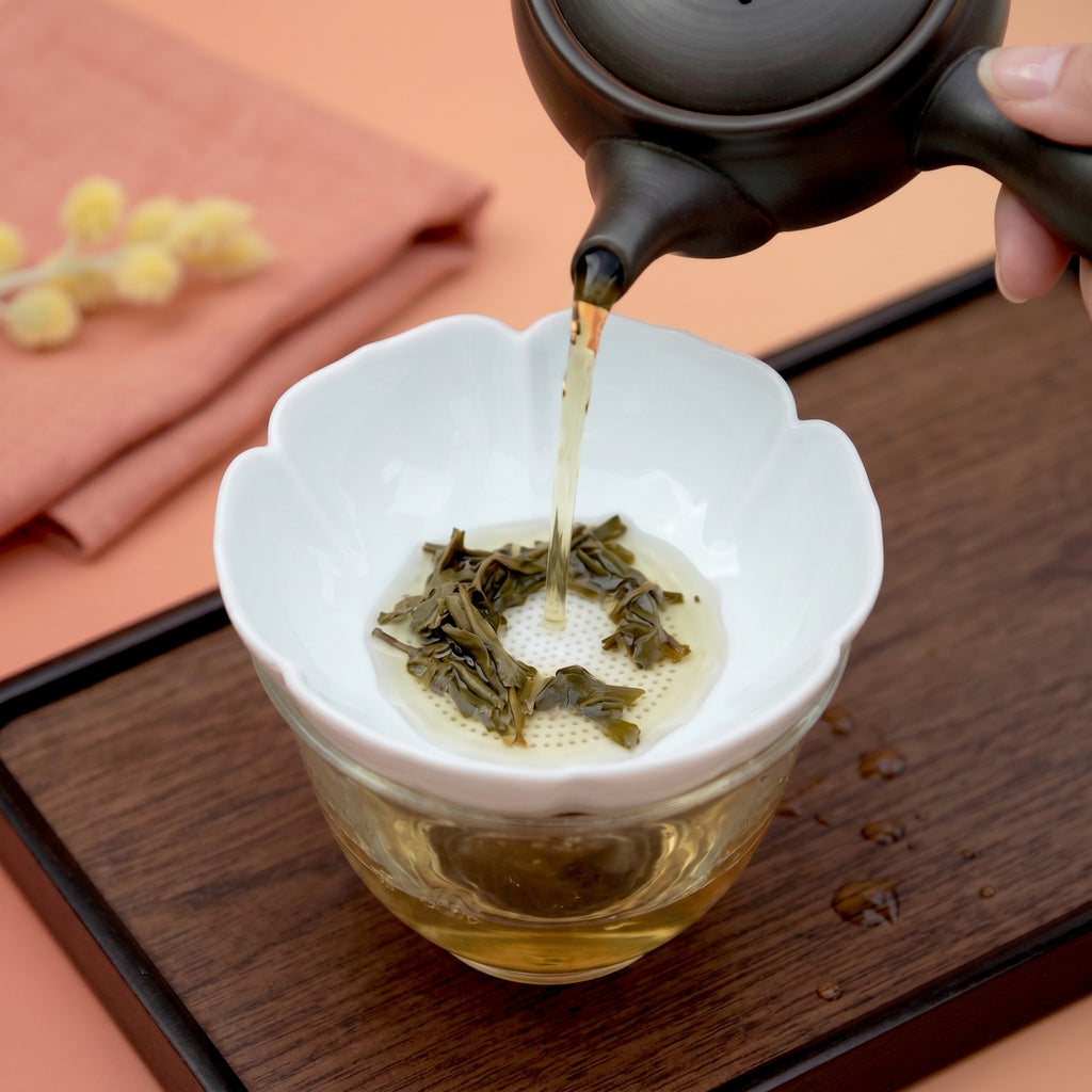 Fine mesh tea strainer porcelain | Peony